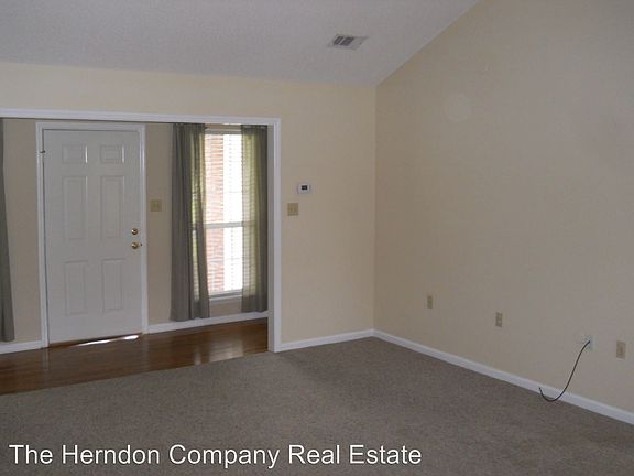 4th image of 4407 Cranston Cir