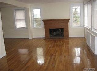 140 Manor Ave, Hempstead, NY 11550