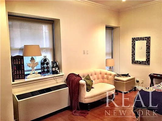 Rented by REAL New York | media 25
