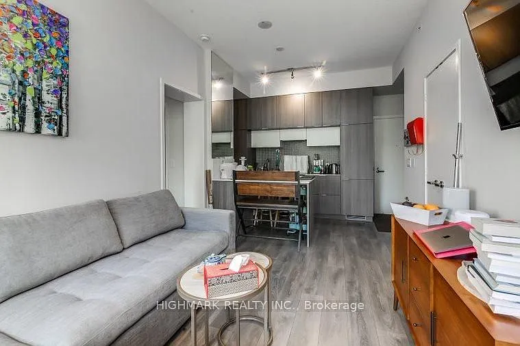 159 Dundas St E #412 — Photo 26