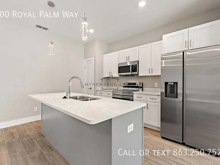 300 Royal Palm Way — Photo 19