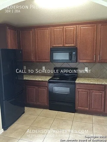 3 bed, 1301 sqft, $1,595 — Photo 4