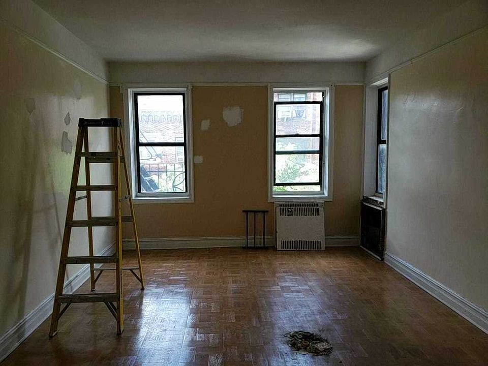 2nd image of 115 E 21st St APT 4G