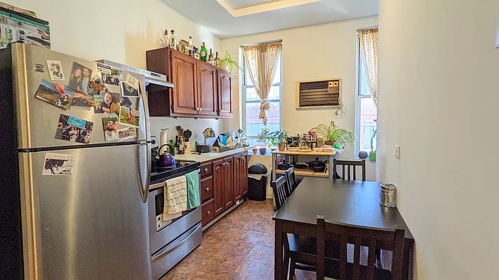 Rented by Douglas Elliman | media 7