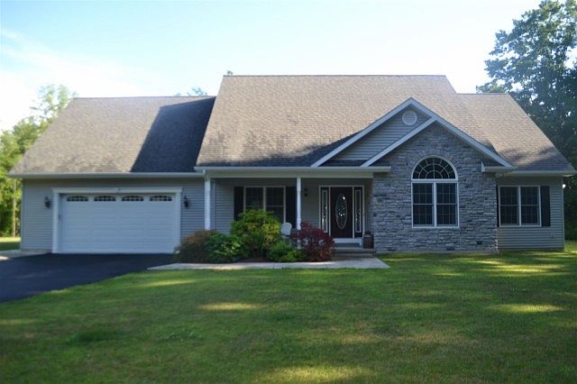1st image of 16C Stony Brook Dr