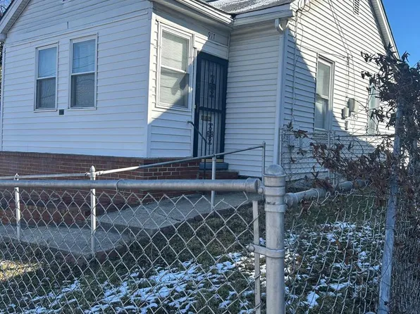 917 47th Pl NE, Washington, DC 20019