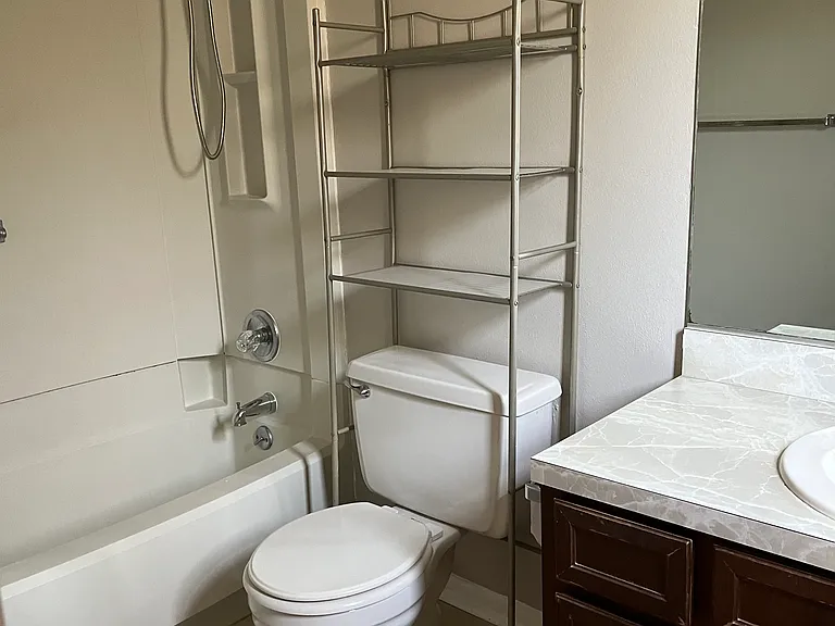 92 Cutter Ln — Photo 6