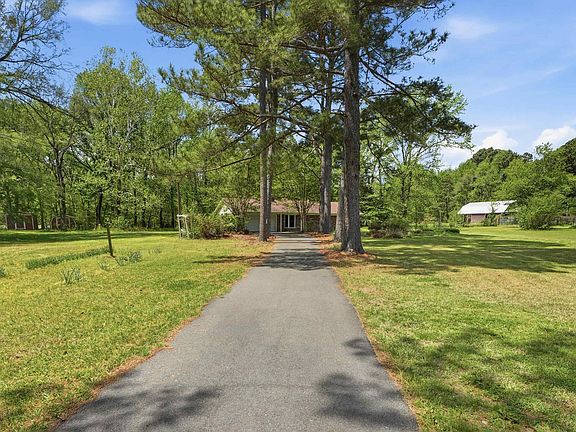 4th image of 6525 Centennial Rd