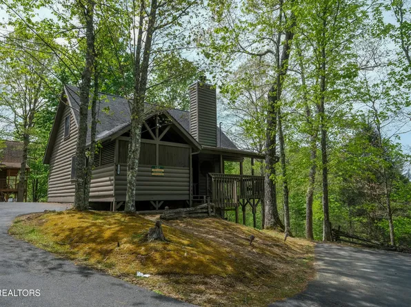 3549 Country Pines Way, Sevierville, TN 37876