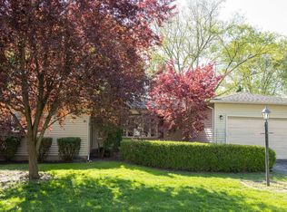 903 Frank Dr, Champaign, IL 61821