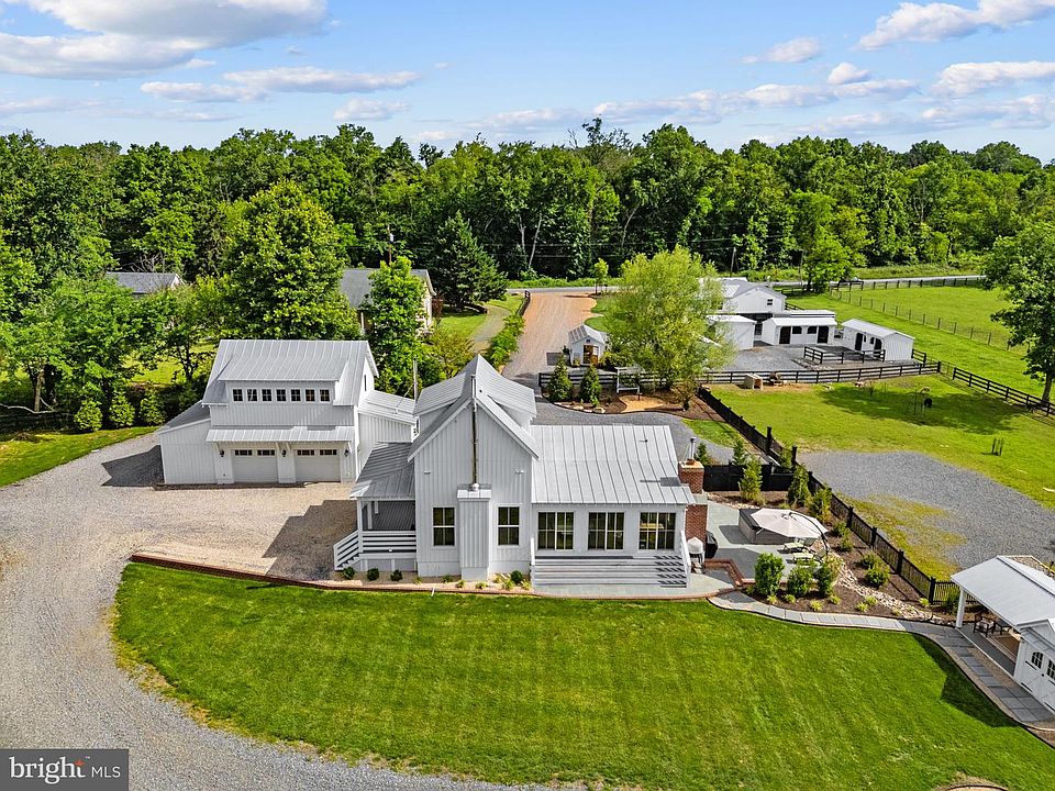 1st image of 35321 Snake Hill Rd