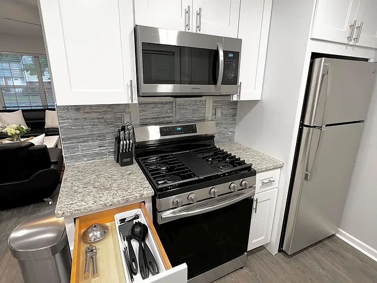 5569 Pine Gate Dr #2ULTRA — Photo 28