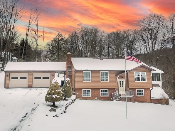 2 Morris St, Glen Campbell, PA 15742