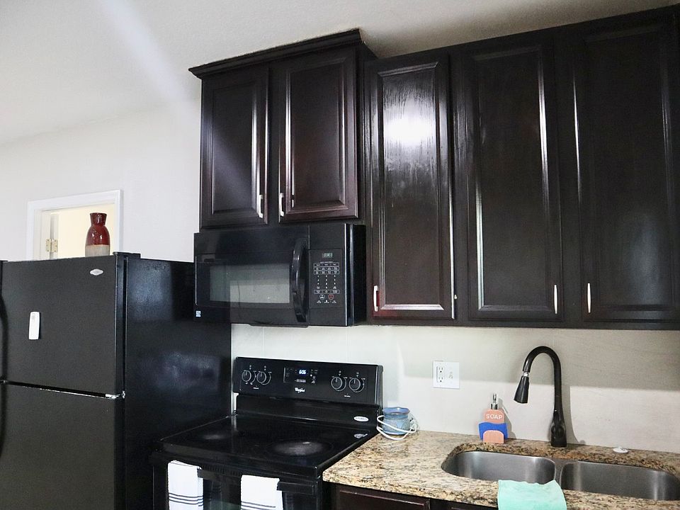 1st image of 232 Satinwood Cir Floor 1