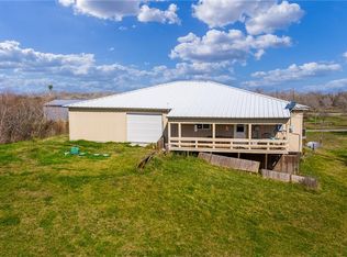 108 Johnson St, Woodsboro, TX 78393