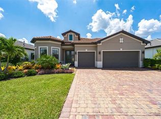 9515 Greyhawk Trl, Naples, FL 34120