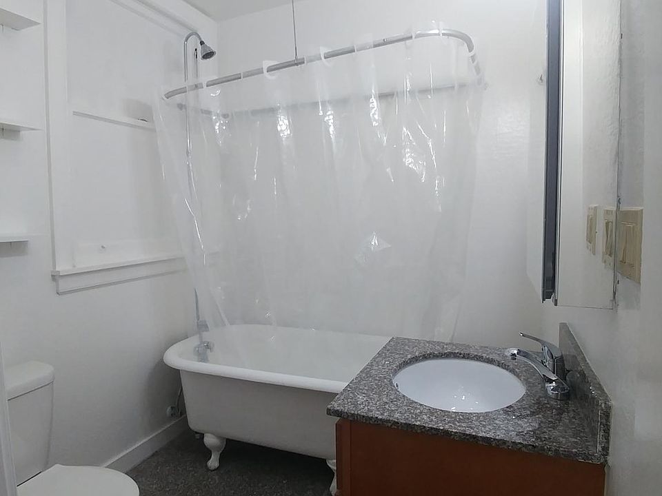 2nd image of 142 McAllister St #416