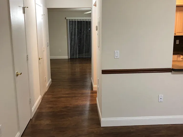 915 Sunridge Dr — Photo 6