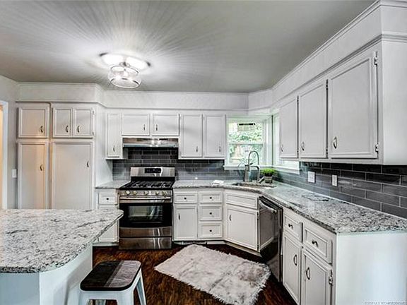 4th image of 2609 S 96th Ave E