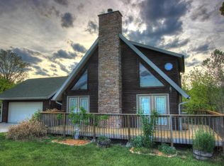 311 S Crossway Rd, Marshfield, MO 65706