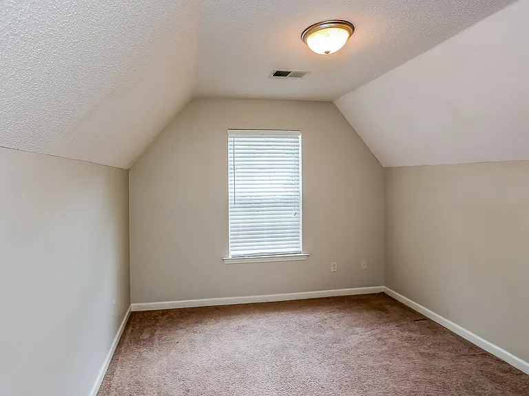 4832 Ashcroft Dr — Photo 12