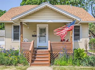 12 S Melrose Ave, Elgin, IL 60123