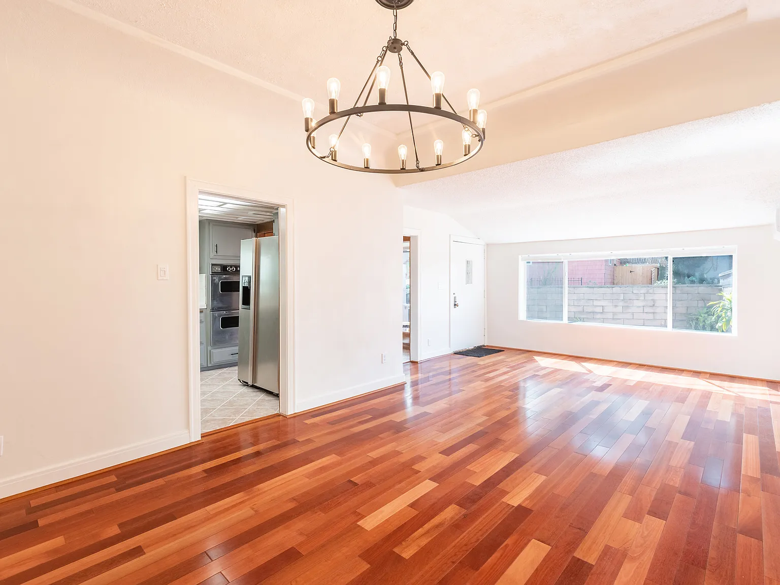 2 bed, 1430 sqft, $4,000 — Photo 4