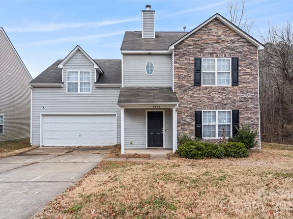 5851 Brookfield Pointe Dr, Charlotte, NC 28216