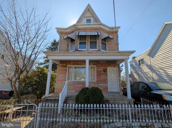 136 N Broad Mountain Ave, Frackville, PA 17931