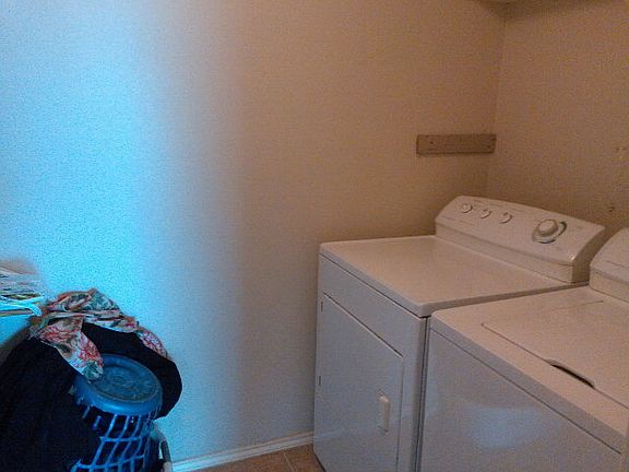 5th image of 3032 Albans Dr