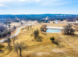 179 Falcon Dr, Weatherford, TX 76088