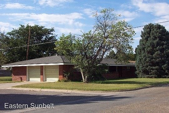 1st image of 1420 S Avenue A
