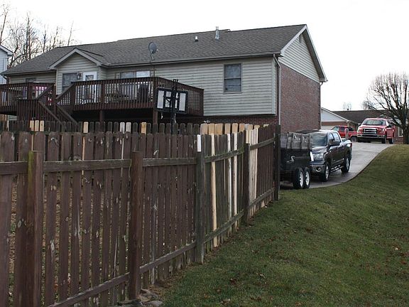 2nd image of 112 Bradford Ct