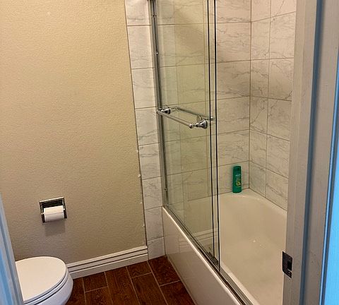 4th image of 1745 Deer Creek Ct