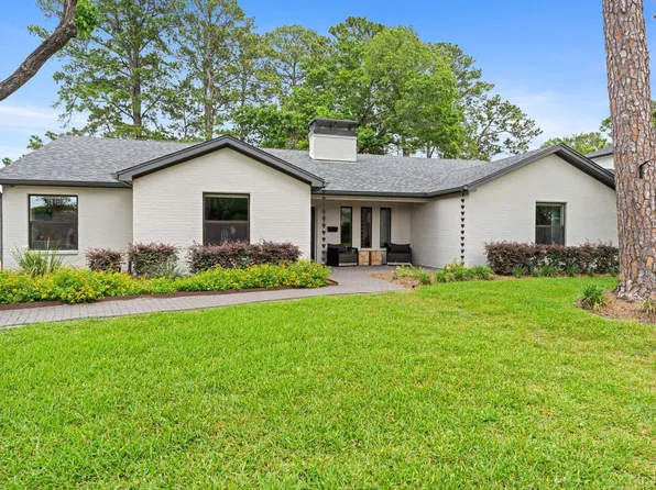 842 W Forest Dr, Houston, TX 77079