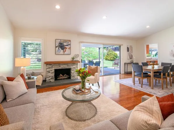 1739 Woodbine Pl, Oceanside, CA 92054