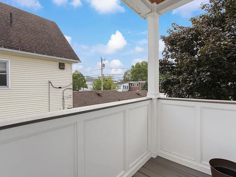 616 Hevey St — Photo 23