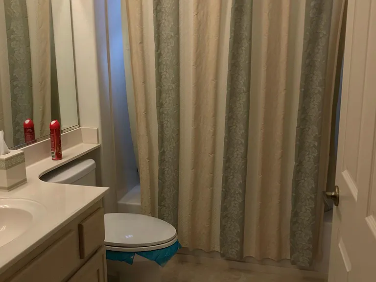 14626 W Huron Dr — Photo 2
