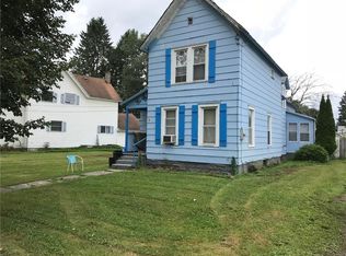 16 2nd Ave, Franklinville, NY 14737