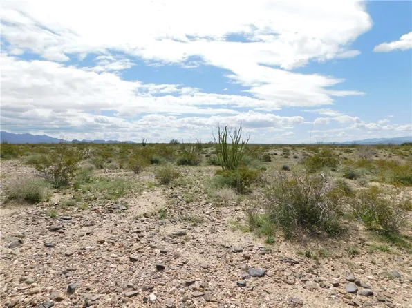 LOT 182 S Apache Rd, Yucca, AZ 86438