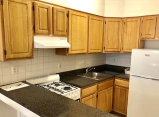 2544 23rd St STE 1, Astoria, NY 11102