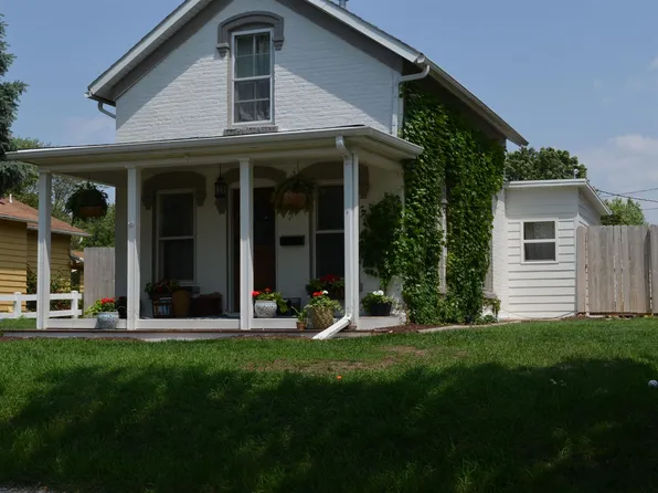 914 Mulberry St, Yankton, SD 57078