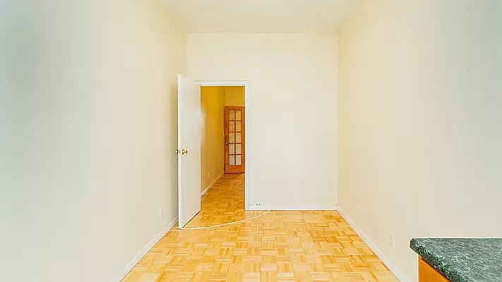 Rented by Friedman Mayer, LREB | media 15