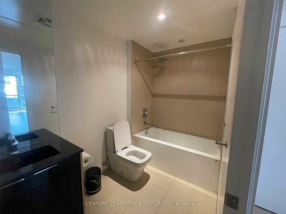 2nd image of 70 Temperance St #1405