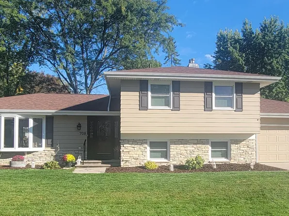 708 Kensington Rd, Neenah, WI 54956