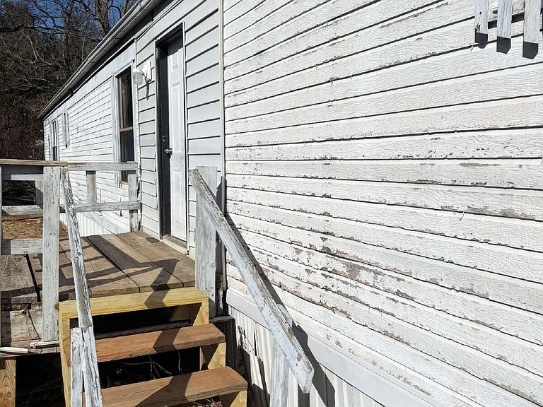 169 Walnut Valley Ln — Photo 3