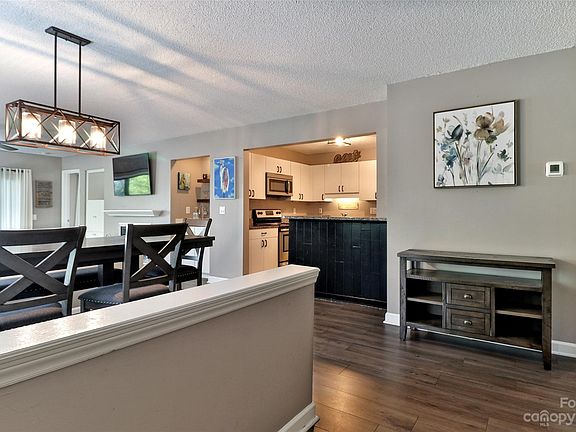 5th image of 9701 Emerald Point Dr Unit 5