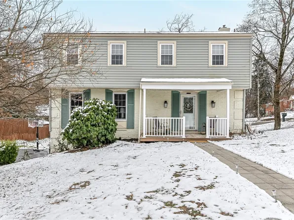 100 Berkeley Meadows Ct, Pittsburgh, PA 15237