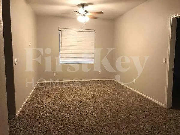 10828 Avenzano St — Photo 13