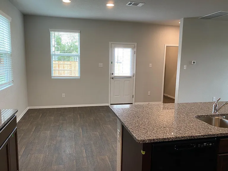 145 Free Stone Dr — Photo 22